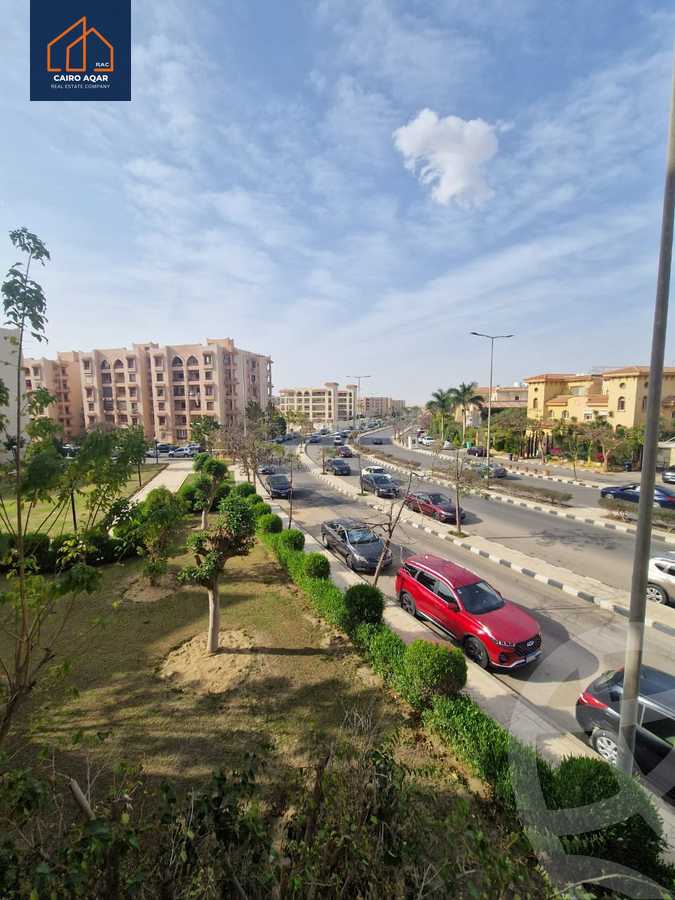 https://aqarmap.com.eg/en/listing/5820566-for-sale-cairo-new-cairo-lrhb-city-phase-5-ibn-al-nafees-st