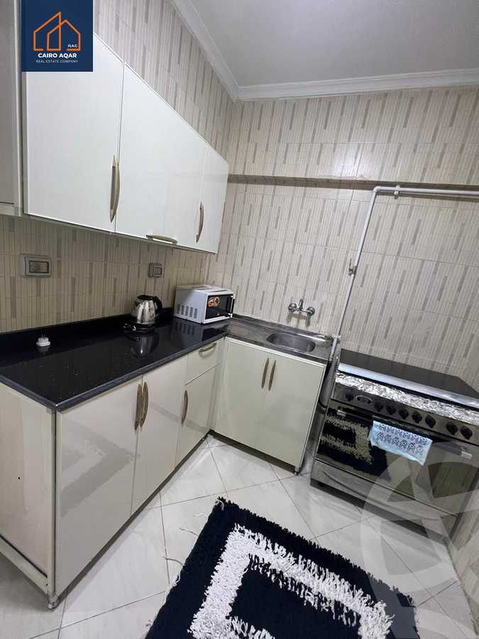 https://aqarmap.com.eg/en/listing/5854788-for-rent-cairo-new-cairo-lrhb-city-phase-8