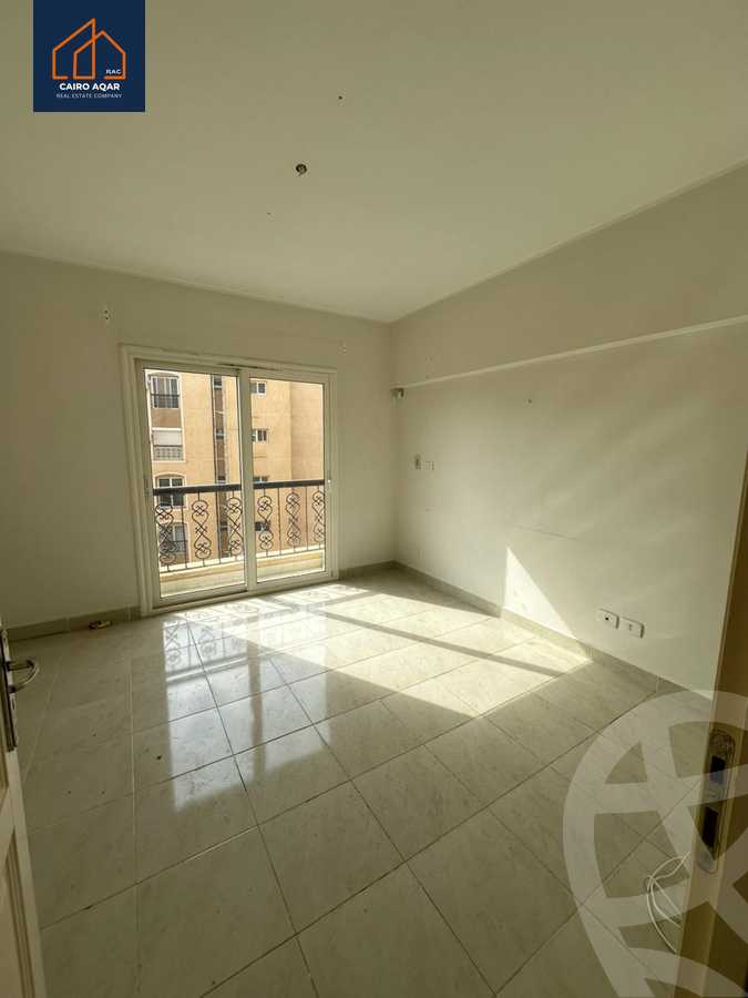 https://aqarmap.com.eg/en/listing/5857494-for-sale-cairo-new-cairo-lrhb-city-mtdd-lrhb-phase-7