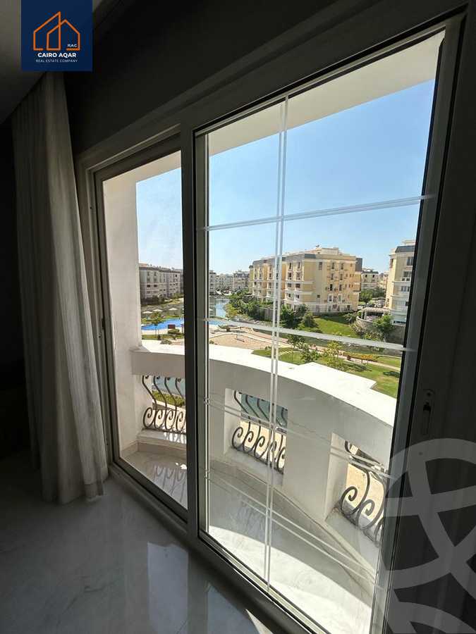https://aqarmap.com.eg/en/listing/5859718-for-sale-cairo-new-cairo-compounds-mountain-view-hyde-park