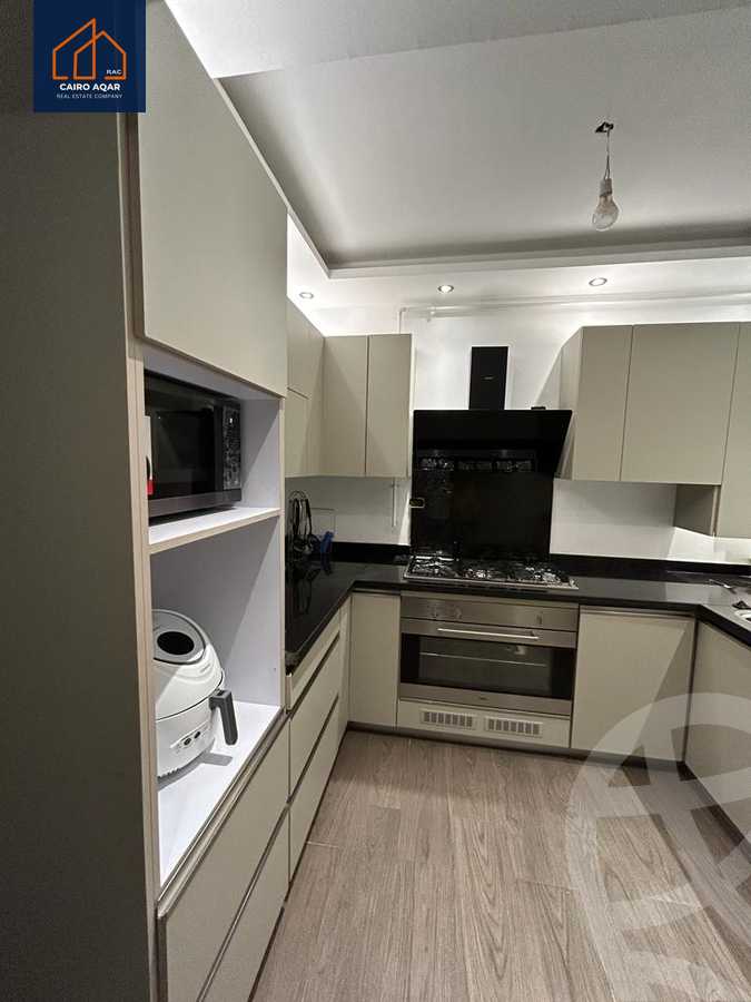 https://aqarmap.com.eg/en/listing/5859718-for-sale-cairo-new-cairo-compounds-mountain-view-hyde-park