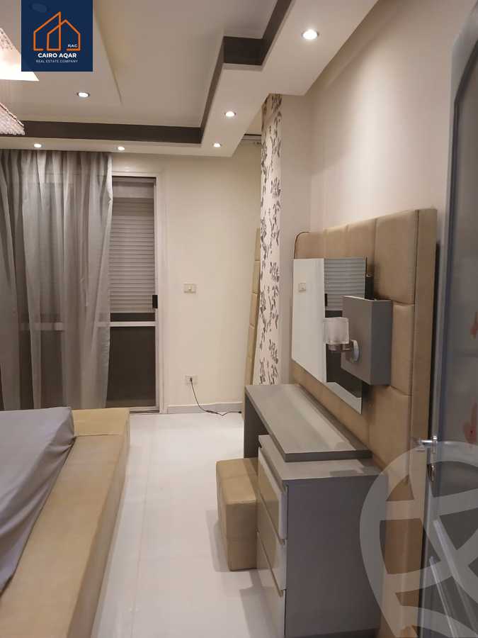 https://aqarmap.com.eg/ar/listing/5859853-for-rent-cairo-new-cairo-lrhb-city-mtdd-lrhb-doctor-ahmed-zewail-st
