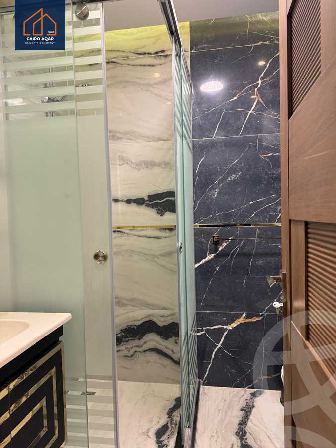 https://aqarmap.com.eg/en/listing/5870210-for-rent-cairo-new-cairo-lrhb-city-phase-5-ibn-al-nafees-st