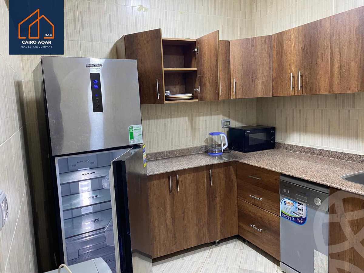 https://aqarmap.com.eg/en/listing/5870226-for-rent-cairo-new-cairo-lrhb-city-phase-8