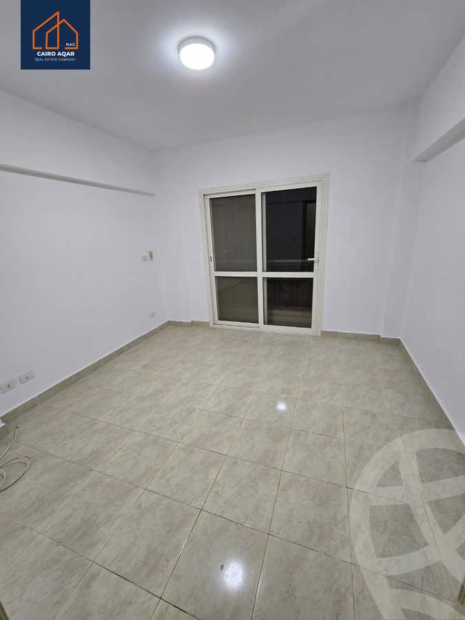 https://aqarmap.com.eg/ar/listing/5870268-for-sale-cairo-new-cairo-lrhb-city-phase-7