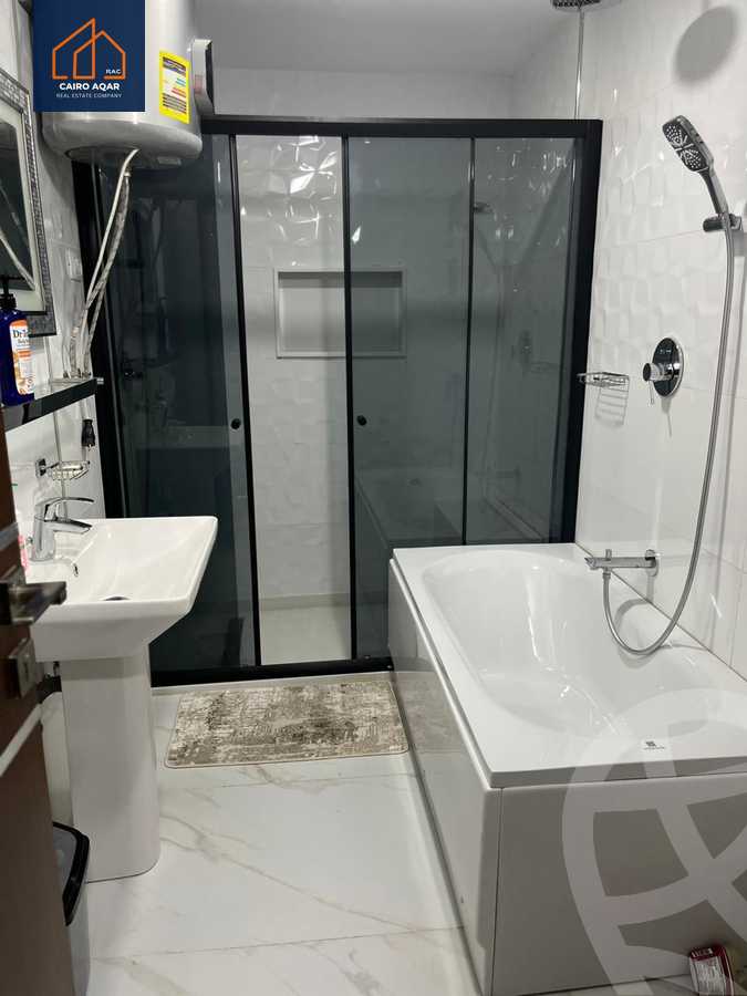 https://aqarmap.com.eg/en/listing/5882259-for-rent-cairo-new-cairo-lrhb-city-phase-1-ali-amin-st