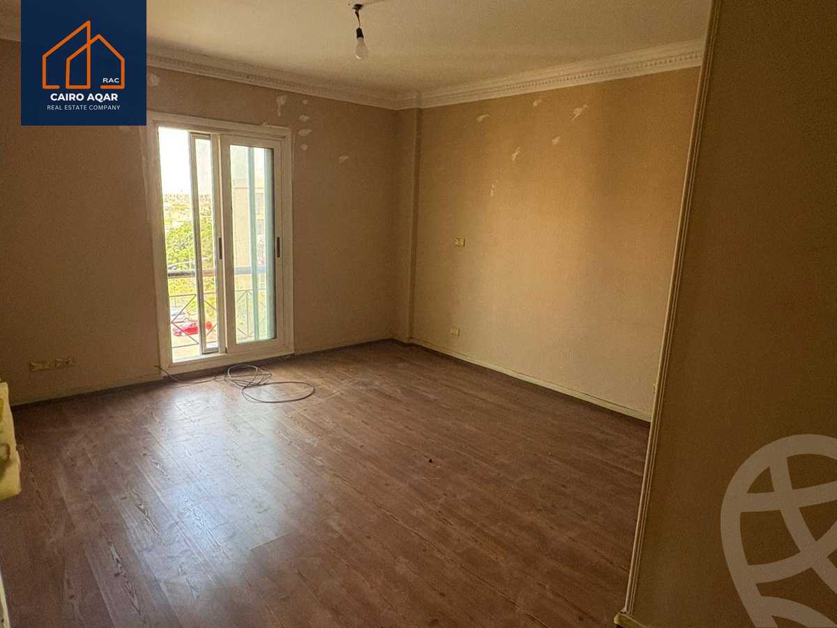 https://aqarmap.com.eg/ar/listing/5885400-for-rent-cairo-new-cairo-lrhb-city-phase-1-ahmed-rami-st