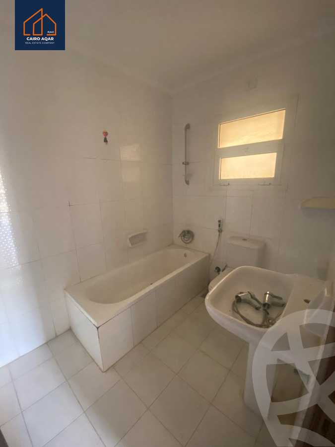 https://aqarmap.com.eg/en/listing/5885918-for-sale-cairo-new-cairo-lrhb-city-mtdd-lrhb-phase-7