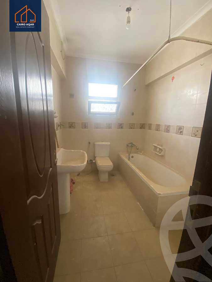 https://aqarmap.com.eg/en/listing/5885918-for-sale-cairo-new-cairo-lrhb-city-mtdd-lrhb-phase-7