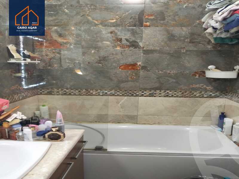 https://aqarmap.com.eg/en/listing/5920489-for-sale-cairo-new-cairo-lrhb-city-mtdd-lrhb-phase-9