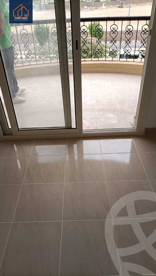 https://aqarmap.com.eg/en/listing/5925650-for-rent-cairo-new-cairo-lrhb-city-mtdd-lrhb-phase-8