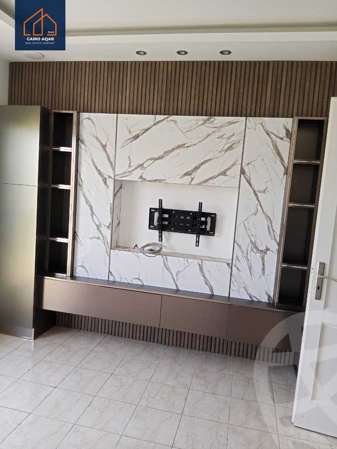 https://aqarmap.com.eg/en/listing/5925660-for-rent-cairo-new-cairo-lrhb-city-phase-3