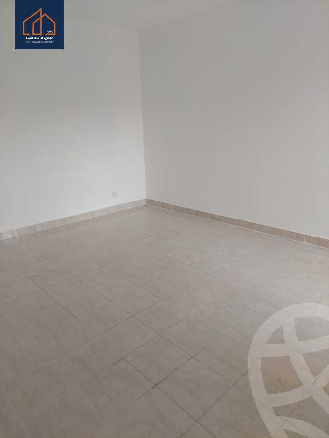 https://aqarmap.com.eg/en/listing/5925852-for-sale-cairo-new-cairo-lrhb-city-mtdd-lrhb-phase-8
