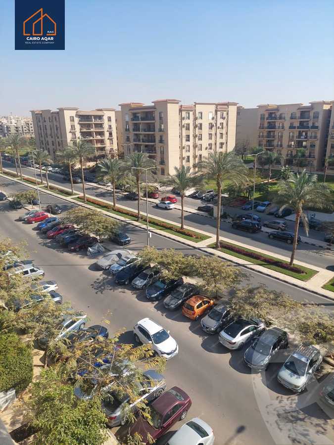 https://aqarmap.com.eg/en/listing/5925852-for-sale-cairo-new-cairo-lrhb-city-mtdd-lrhb-phase-8
