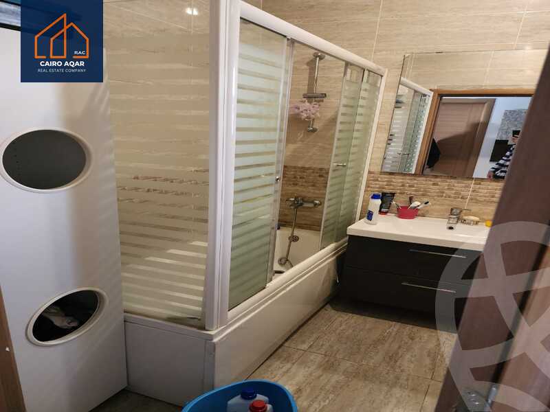 https://aqarmap.com.eg/en/listing/5929353-for-sale-cairo-new-cairo-lrhb-city-mtdd-lrhb-phase-10-farouk-el-baz-st