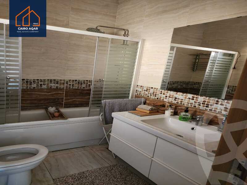 https://aqarmap.com.eg/en/listing/5929378-for-sale-cairo-new-cairo-lrhb-city