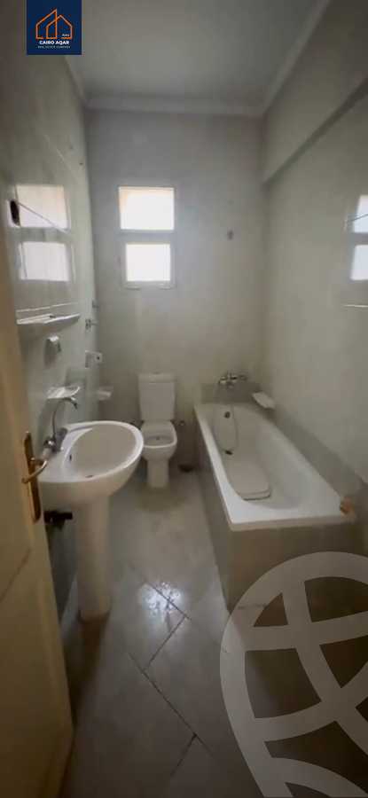 https://aqarmap.com.eg/en/listing/5929718-for-rent-cairo-new-cairo-lrhb-city-mtdd-lrhb-phase-9