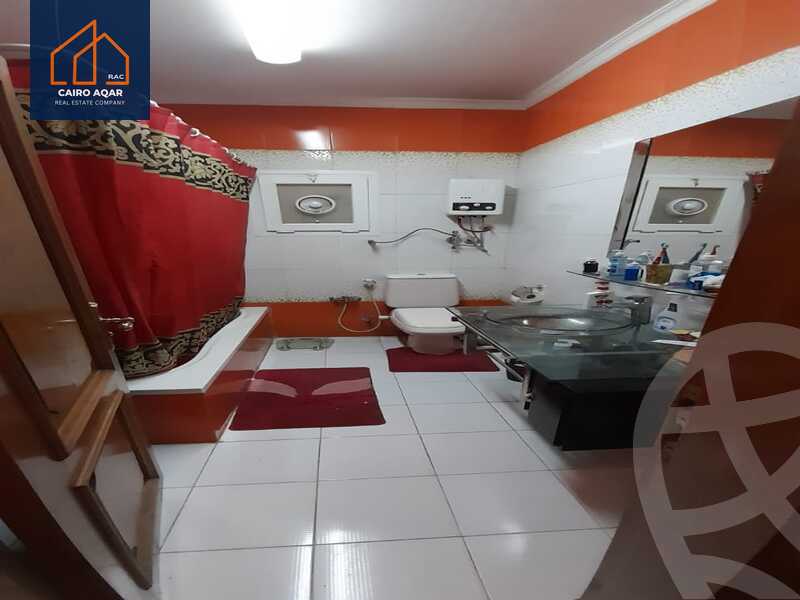 https://aqarmap.com.eg/en/listing/5930044-for-sale-cairo-new-cairo-lrhb-city-mtdd-lrhb-ahmed-zaki-st
