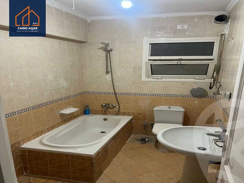 https://aqarmap.com.eg/en/listing/5934810-for-rent-cairo-new-cairo-lrhb-city-mtdd-lrhb-phase-8