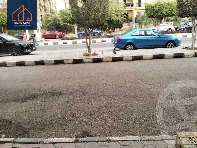 https://aqarmap.com.eg/en/listing/5936962-for-sale-cairo-new-cairo-lrhb-city-mtdd-lrhb-phase-8