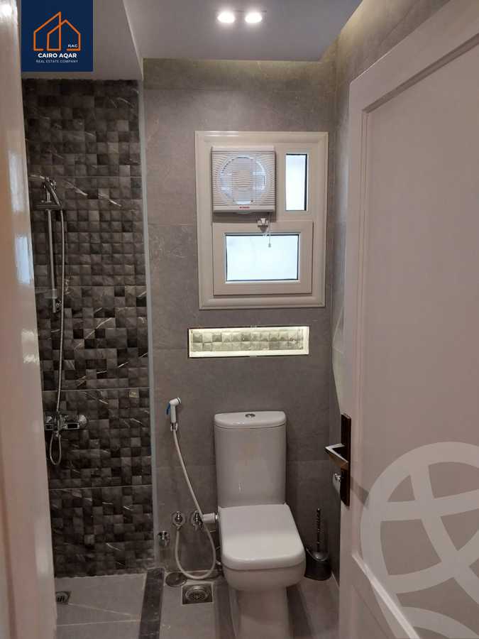 https://aqarmap.com.eg/ar/listing/5944416-for-rent-cairo-new-cairo-lrhb-city-phase-2-shr-tl-t-mstfy
