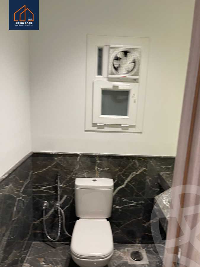 https://aqarmap.com.eg/en/listing/5945245-for-rent-cairo-new-cairo-compounds-mountain-view-hyde-park