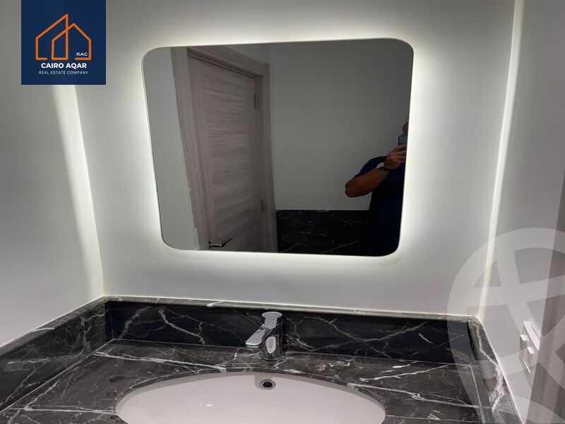 https://aqarmap.com.eg/en/listing/5945546-for-rent-cairo-new-cairo-compounds-mountain-view-hyde-park