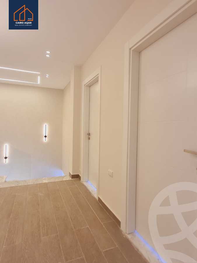 https://aqarmap.com.eg/en/listing/5954376-for-rent-cairo-new-cairo-compounds-hyde-park-centre-ville-hyde-park