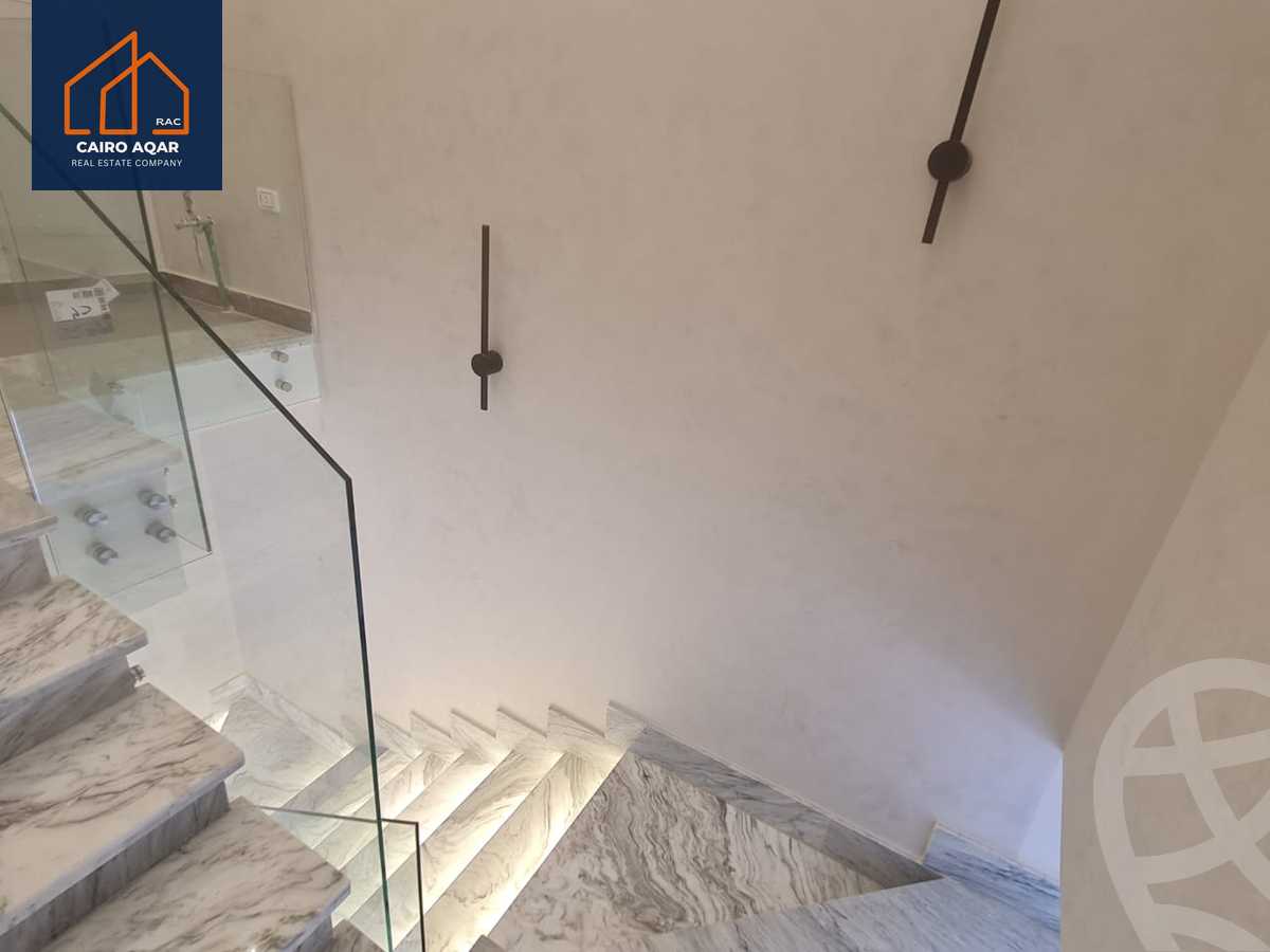 https://aqarmap.com.eg/en/listing/5954376-for-rent-cairo-new-cairo-compounds-hyde-park-centre-ville-hyde-park