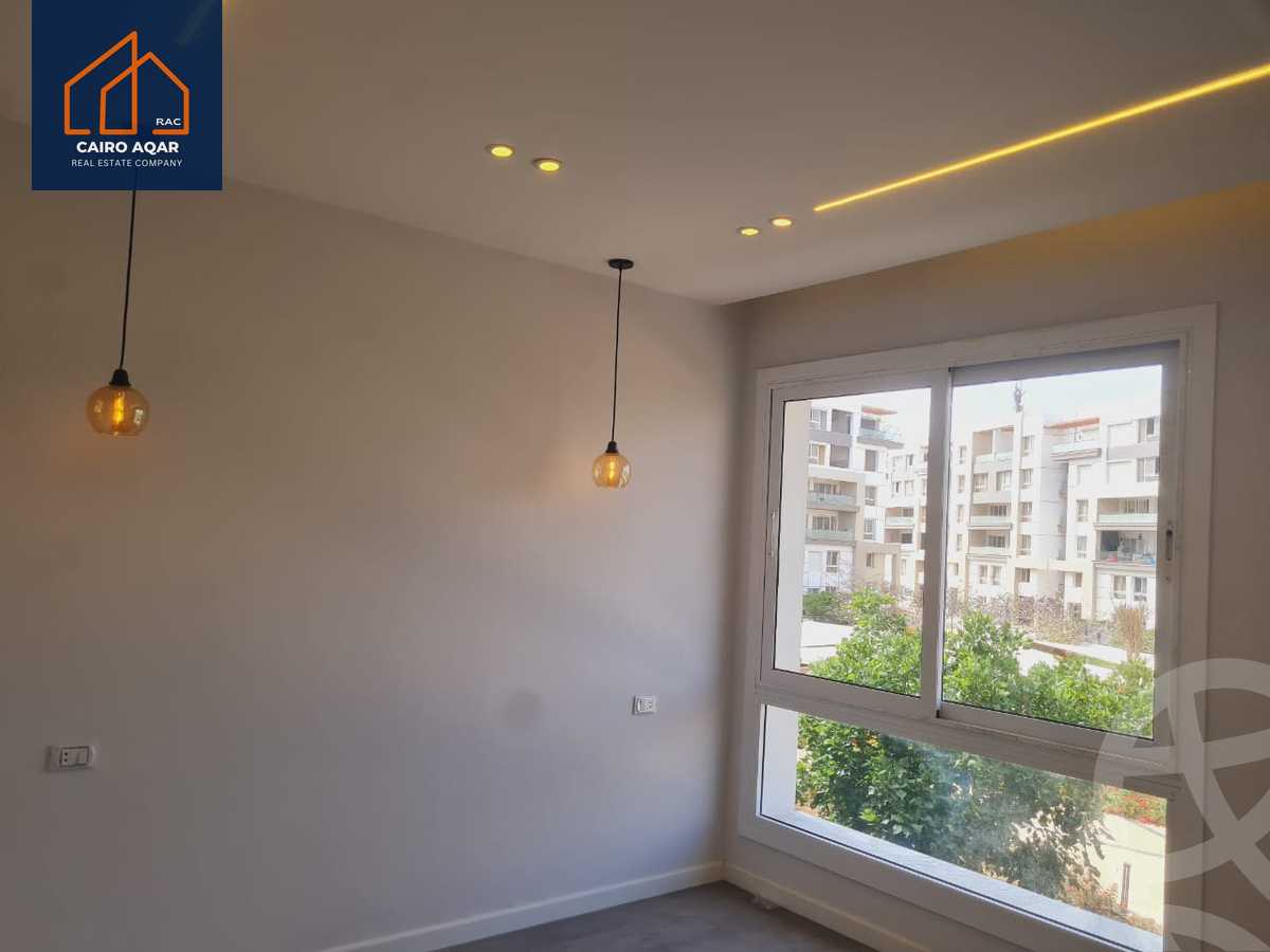 https://aqarmap.com.eg/en/listing/5954376-for-rent-cairo-new-cairo-compounds-hyde-park-centre-ville-hyde-park