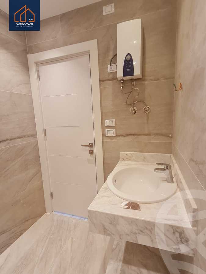https://aqarmap.com.eg/en/listing/5954376-for-rent-cairo-new-cairo-compounds-hyde-park-centre-ville-hyde-park