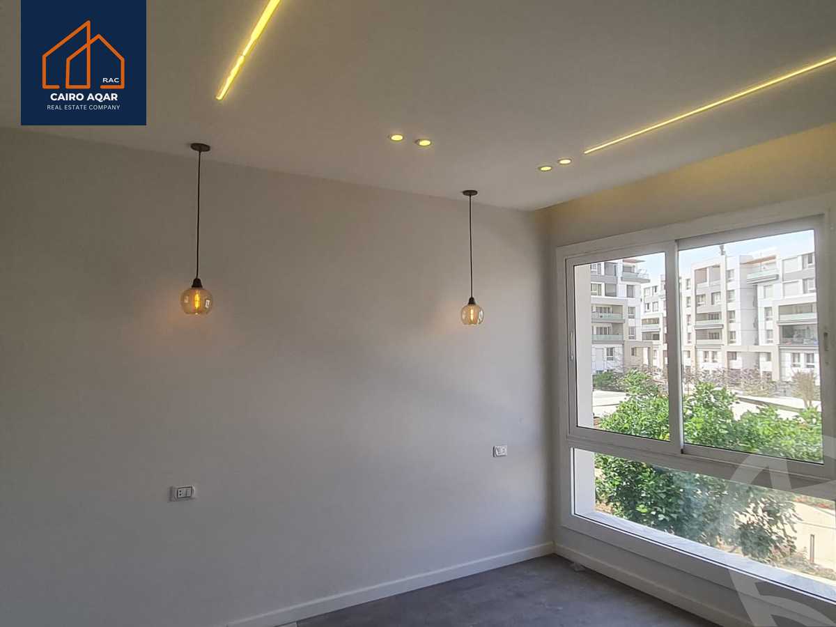 https://aqarmap.com.eg/en/listing/5954376-for-rent-cairo-new-cairo-compounds-hyde-park-centre-ville-hyde-park