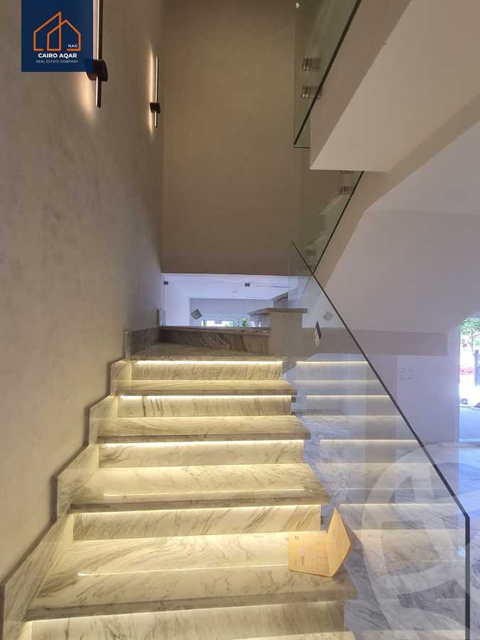 https://aqarmap.com.eg/en/listing/5954376-for-rent-cairo-new-cairo-compounds-hyde-park-centre-ville-hyde-park