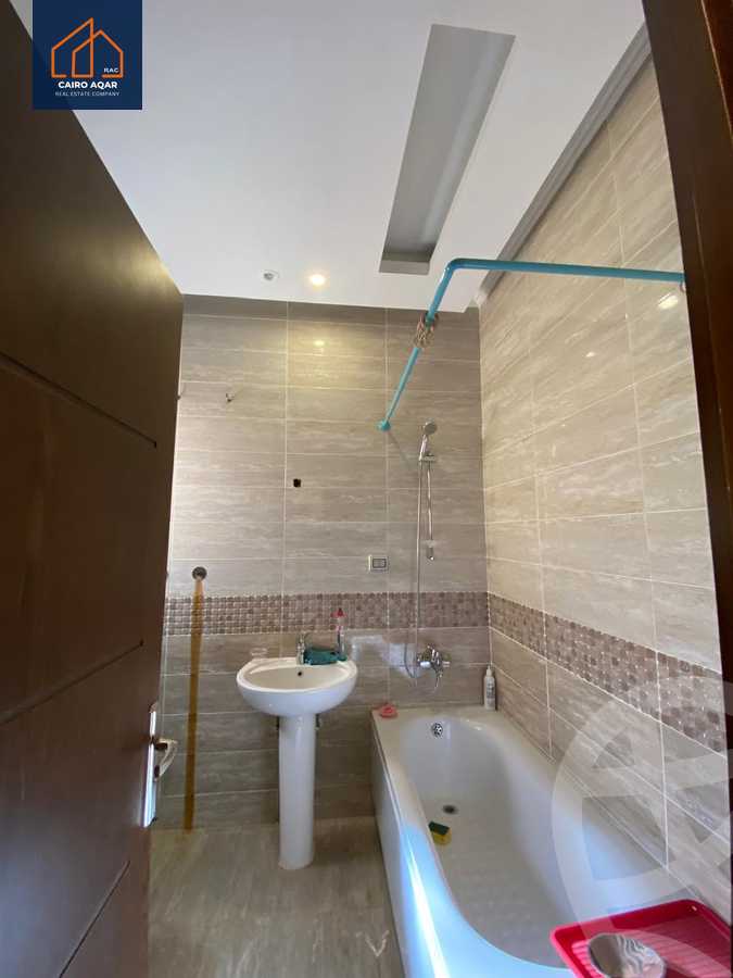 https://aqarmap.com.eg/ar/listing/5958755-for-sale-cairo-new-cairo-lrhb-city-mtdd-lrhb-phase-8