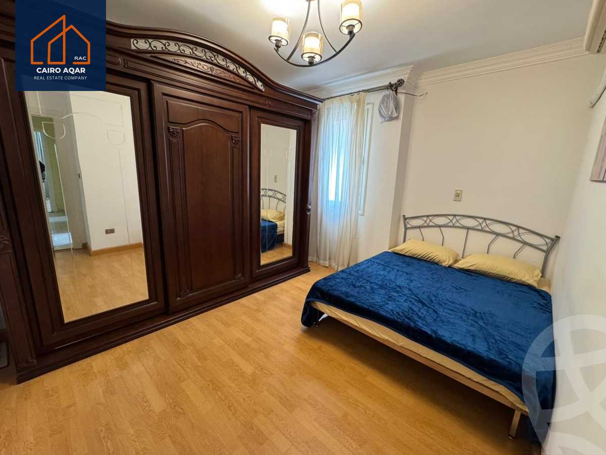https://aqarmap.com.eg/en/listing/5960474-for-rent-cairo-new-cairo-lrhb-city-phase-4-mohammed-farid-st