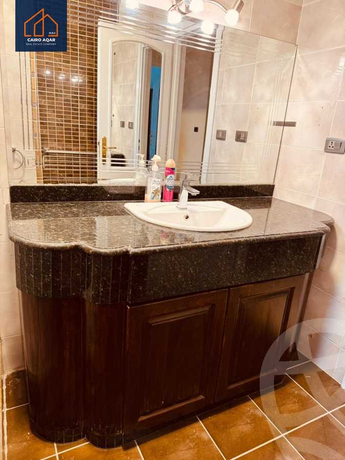 https://aqarmap.com.eg/en/listing/5960474-for-rent-cairo-new-cairo-lrhb-city-phase-4-mohammed-farid-st