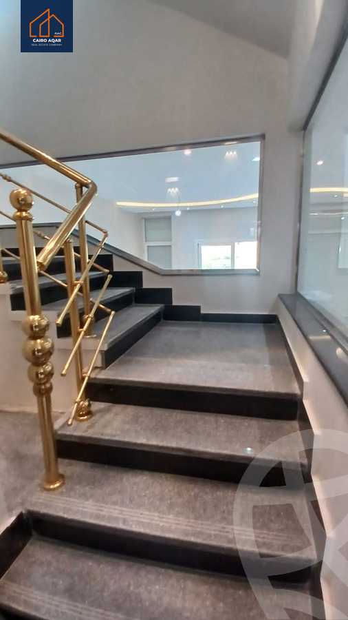https://aqarmap.com.eg/ar/listing/5980757-for-rent-cairo-new-cairo-compounds-the-square
