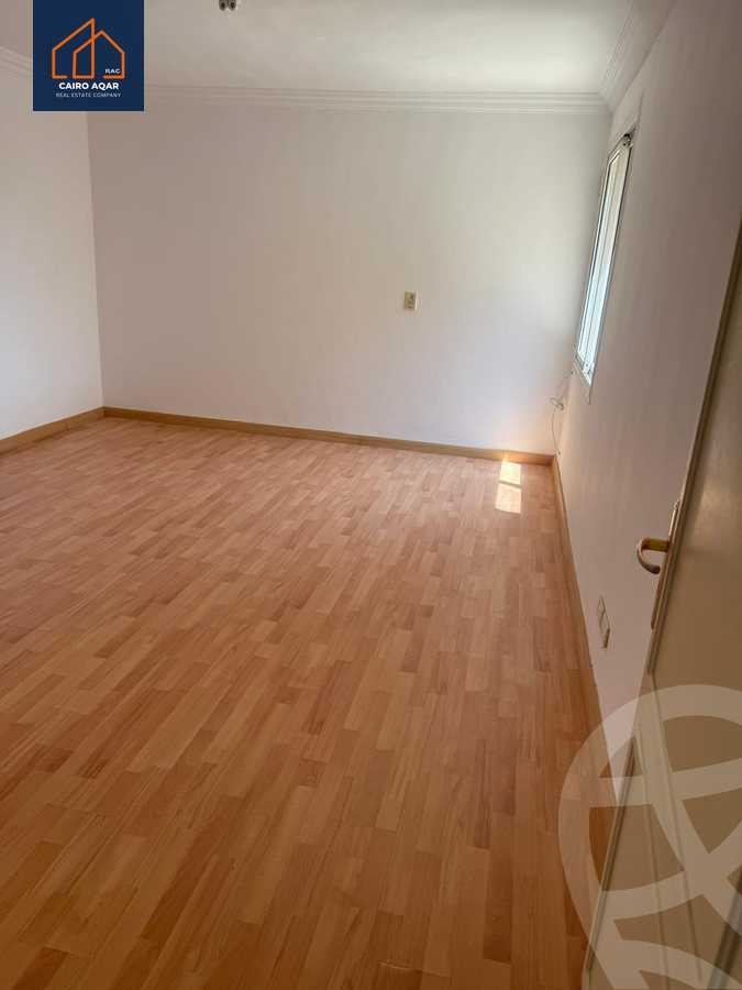 https://aqarmap.com.eg/en/listing/6001007-for-rent-cairo-new-cairo-lrhb-city-phase-4-mohammed-farid-st
