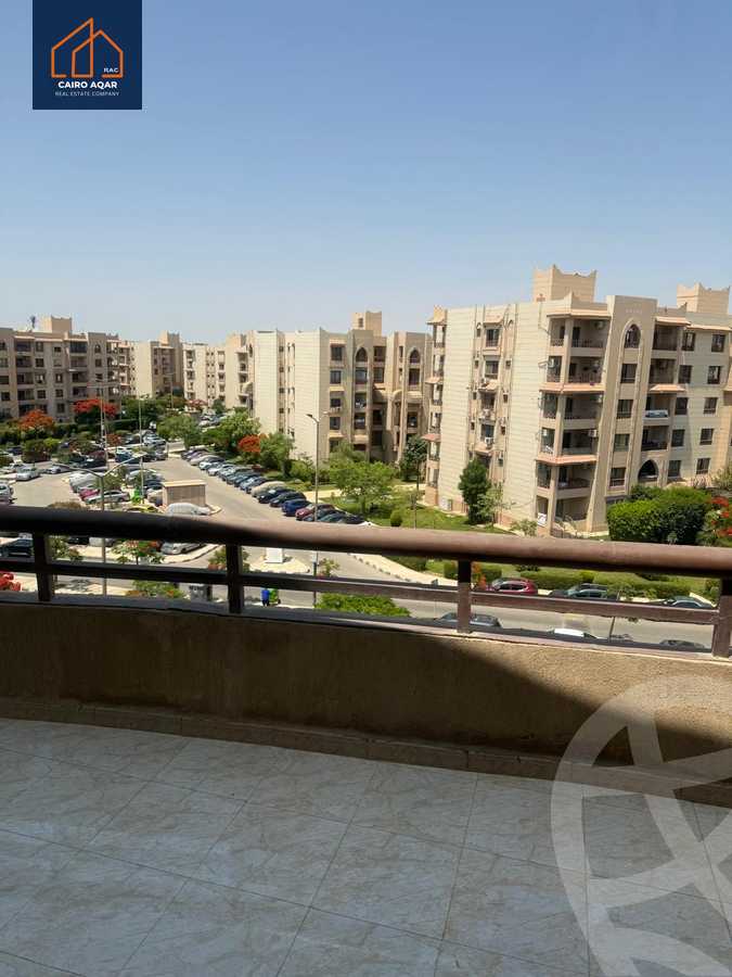 https://aqarmap.com.eg/en/listing/6001007-for-rent-cairo-new-cairo-lrhb-city-phase-4-mohammed-farid-st