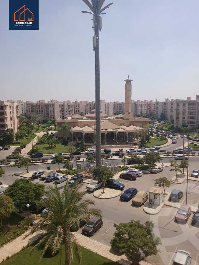 https://aqarmap.com.eg/ar/listing/6001635-for-rent-cairo-new-cairo-lrhb-city-phase-5-talaat-mostafa-st