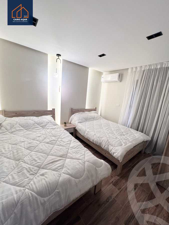 https://aqarmap.com.eg/ar/listing/6001635-for-rent-cairo-new-cairo-lrhb-city-phase-5-talaat-mostafa-st