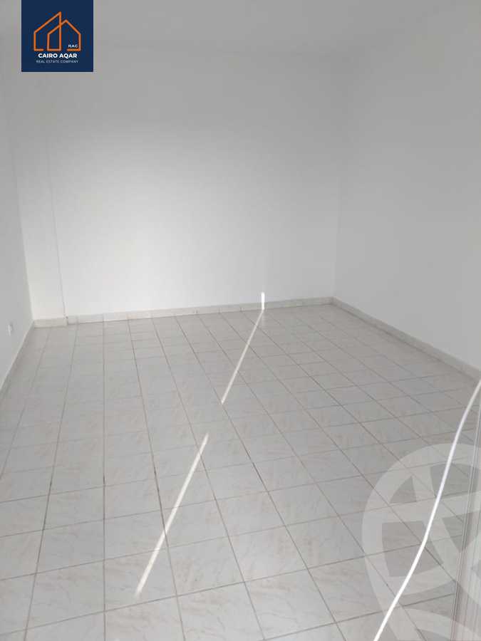 https://aqarmap.com.eg/en/listing/6004072-for-rent-cairo-new-cairo-lrhb-city-phase-1-ahmed-rami-st
