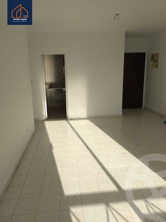 https://aqarmap.com.eg/en/listing/6004072-for-rent-cairo-new-cairo-lrhb-city-phase-1-ahmed-rami-st