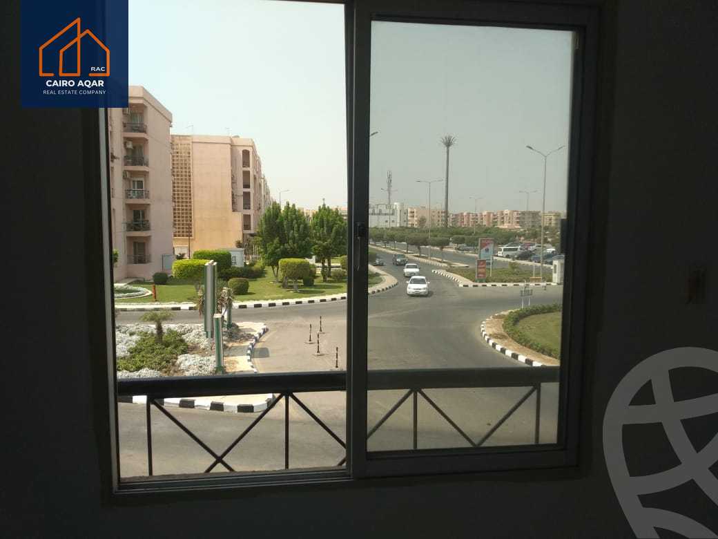 https://aqarmap.com.eg/en/listing/6004072-for-rent-cairo-new-cairo-lrhb-city-phase-1-ahmed-rami-st