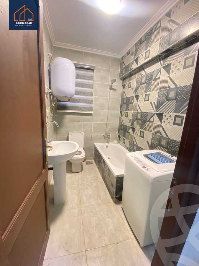 https://aqarmap.com.eg/en/listing/6014033-for-rent-cairo-new-cairo-lrhb-city-phase-8