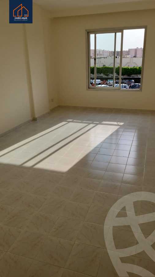 https://aqarmap.com.eg/en/listing/6014050-for-sale-cairo-new-cairo-lrhb-city-phase-1-ahmed-rami-st