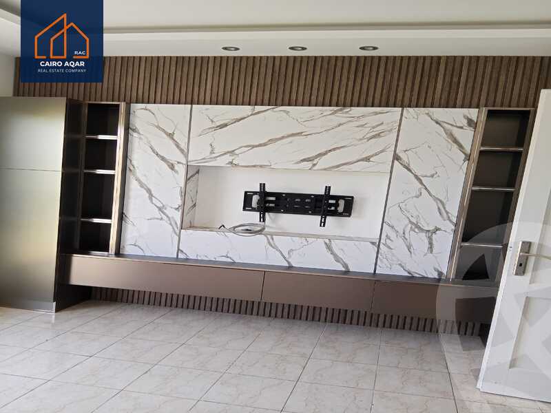 https://aqarmap.com.eg/ar/listing/6015853-for-rent-cairo-new-cairo-lrhb-city-mtdd-lrhb-phase-10-farouk-el-baz-st