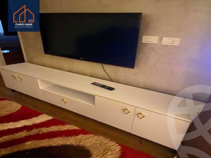 https://aqarmap.com.eg/en/listing/6016435-for-sale-cairo-new-cairo-lrhb-city-phase-3-farid-shawqi-st