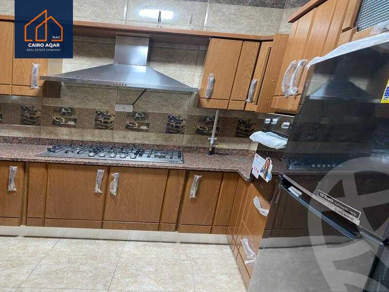 https://aqarmap.com.eg/en/listing/6016435-for-sale-cairo-new-cairo-lrhb-city-phase-3-farid-shawqi-st