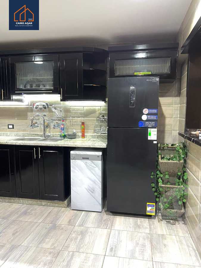 https://aqarmap.com.eg/en/listing/6018682-for-rent-cairo-new-cairo-lrhb-city-phase-8